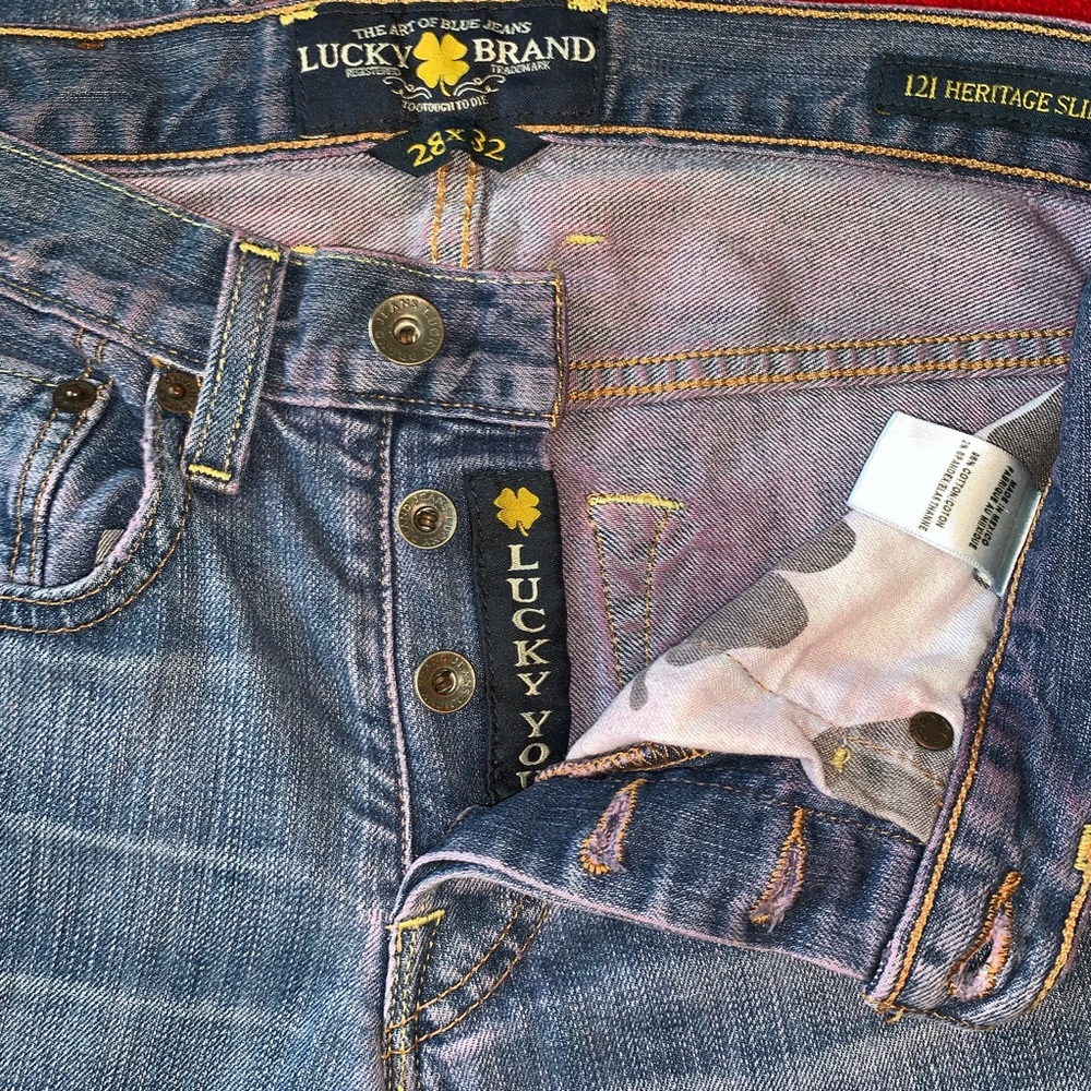 Lucky Brand. Button fly. Pink wash 28x32 Jeans.